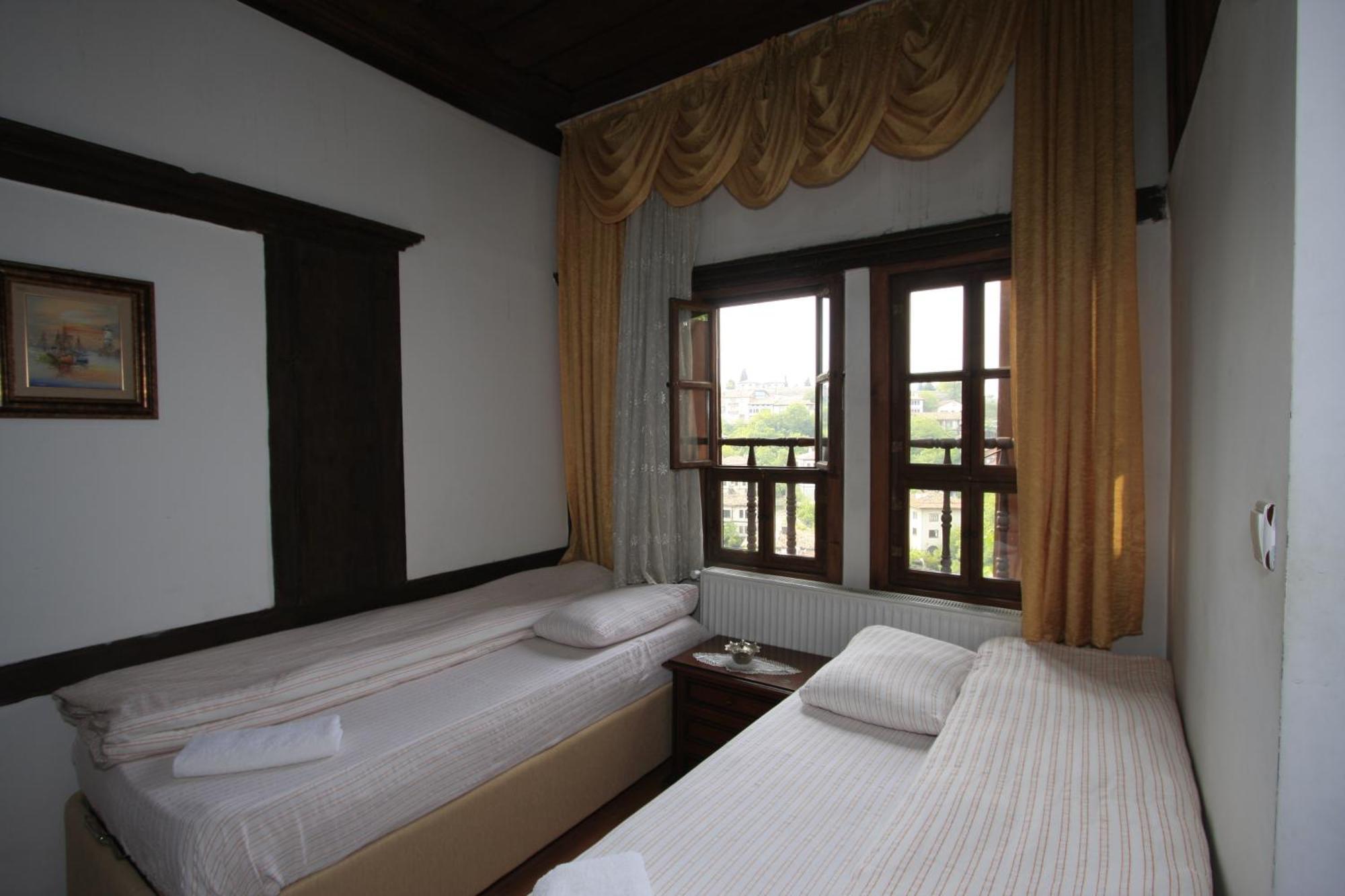 Efe Guest House Safranbolu Esterno foto