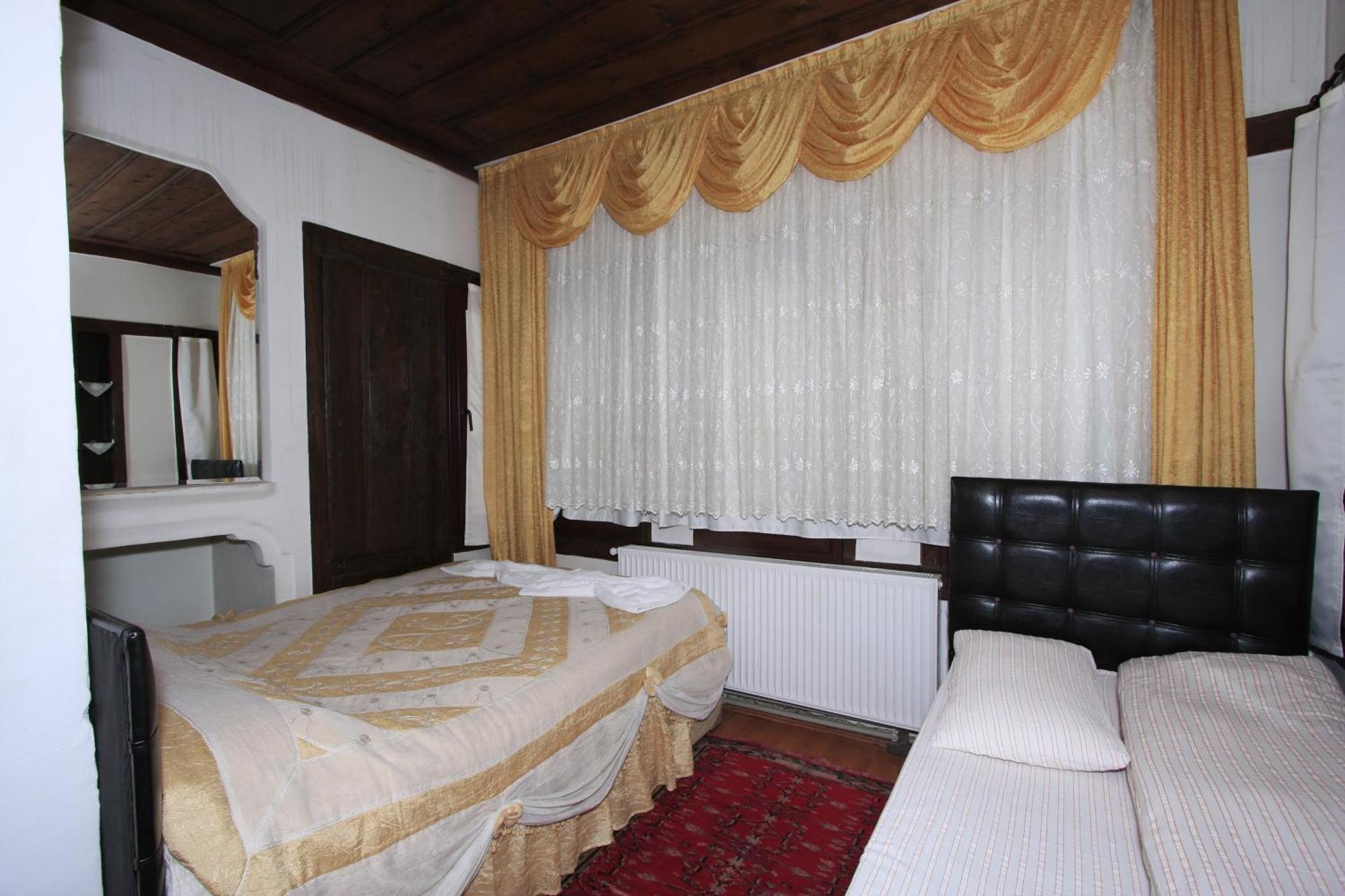 Efe Guest House Safranbolu Esterno foto